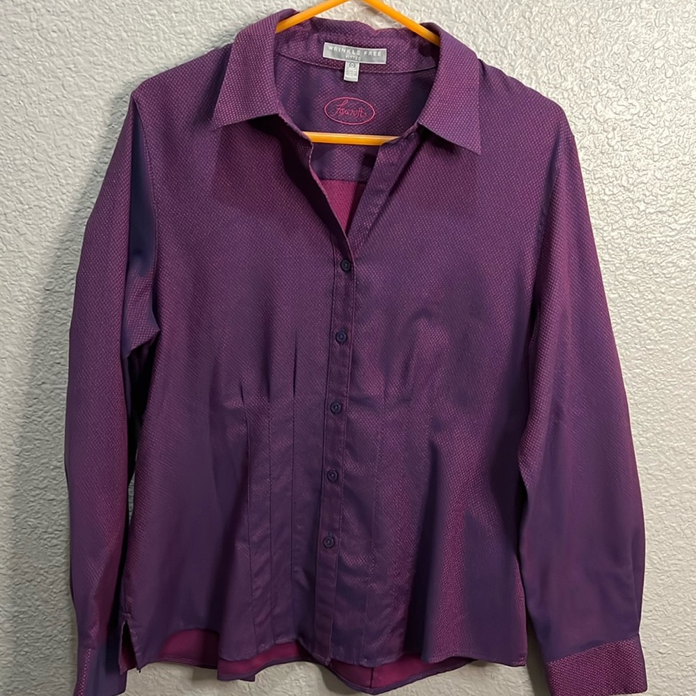 Foxcroft Wrinkle free fitted size 16